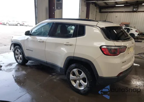 2018 Jeep Compass Latitude 4X4 from USA, damaged, VIN 3C4NJDBB3JT493038